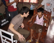 David chatting with co-star Byron Ortile during Nandito Ako shoot